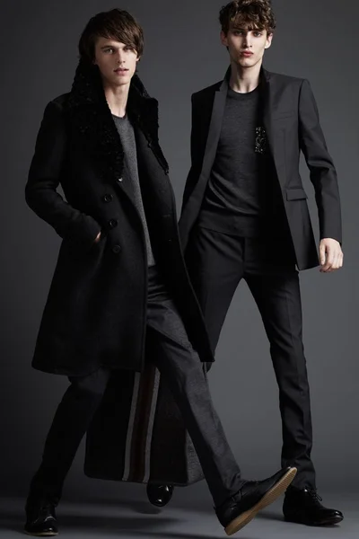 Look 10